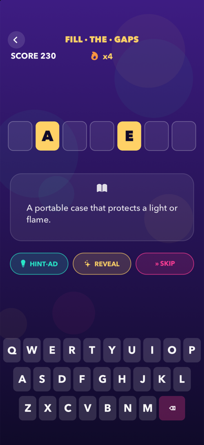 Fill The Gaps gameplay: guessing the word LANTERN from its definition, on a four-word streak